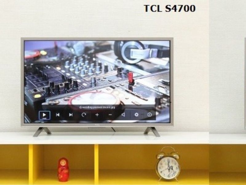Tivi TCL có thiết kế tương tự như tivi Skyworth